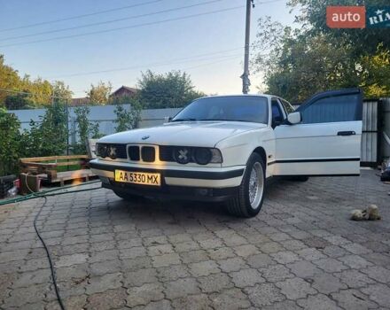 Белый БМВ 5 Серия, объемом двигателя 2.5 л и пробегом 500 тыс. км за 7500 $, фото 11 на Automoto.ua