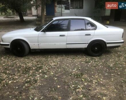 Белый БМВ 5 Серия, объемом двигателя 2 л и пробегом 777 тыс. км за 2500 $, фото 9 на Automoto.ua