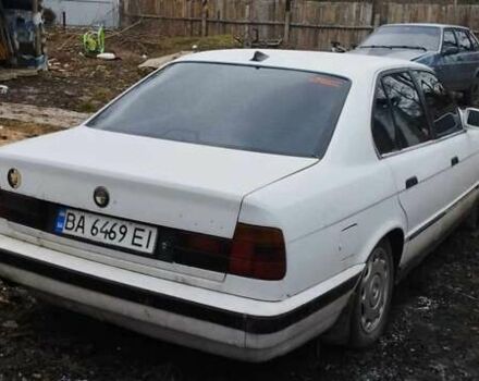 Белый БМВ 5 Серия, объемом двигателя 2.44 л и пробегом 280 тыс. км за 2500 $, фото 4 на Automoto.ua