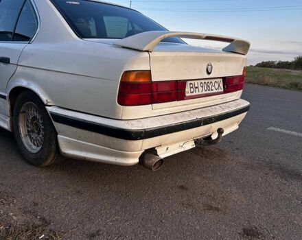 Белый БМВ 5 Серия, объемом двигателя 0 л и пробегом 100 тыс. км за 1500 $, фото 5 на Automoto.ua