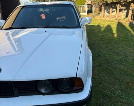 Белый БМВ 5 Серия, объемом двигателя 3.4 л и пробегом 460 тыс. км за 2319 $, фото 3 на Automoto.ua