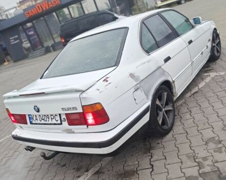 Білий БМВ 5 Серія, об'ємом двигуна 2.5 л та пробігом 350 тис. км за 2800 $, фото 11 на Automoto.ua