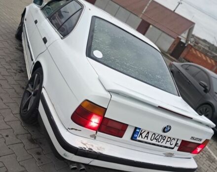 Білий БМВ 5 Серія, об'ємом двигуна 2.5 л та пробігом 350 тис. км за 2800 $, фото 5 на Automoto.ua