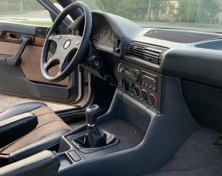 Белый БМВ 5 Серия, объемом двигателя 2 л и пробегом 222 тыс. км за 2099 $, фото 12 на Automoto.ua