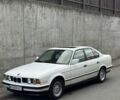 Белый БМВ 5 Серия, объемом двигателя 2 л и пробегом 510 тыс. км за 2200 $, фото 1 на Automoto.ua