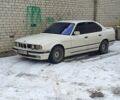 Белый БМВ 5 Серия, объемом двигателя 2.5 л и пробегом 458 тыс. км за 7000 $, фото 21 на Automoto.ua