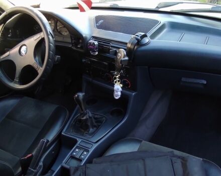 Белый БМВ 5 Серия, объемом двигателя 0 л и пробегом 481 тыс. км за 2100 $, фото 6 на Automoto.ua