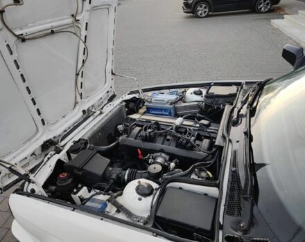 Белый БМВ 5 Серия, объемом двигателя 2 л и пробегом 300 тыс. км за 2555 $, фото 5 на Automoto.ua