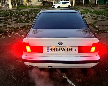 Белый БМВ 5 Серия, объемом двигателя 2 л и пробегом 0 тыс. км за 1500 $, фото 4 на Automoto.ua