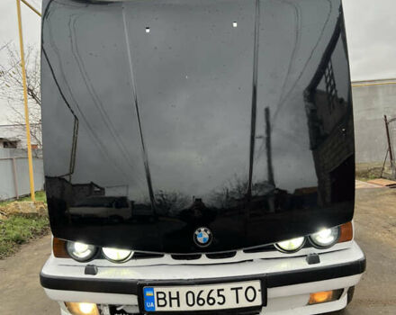 Білий БМВ 5 Серія, об'ємом двигуна 2.8 л та пробігом 200 тис. км за 2400 $, фото 1 на Automoto.ua