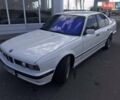 Белый БМВ 5 Серия, объемом двигателя 2.5 л и пробегом 458 тыс. км за 7000 $, фото 3 на Automoto.ua