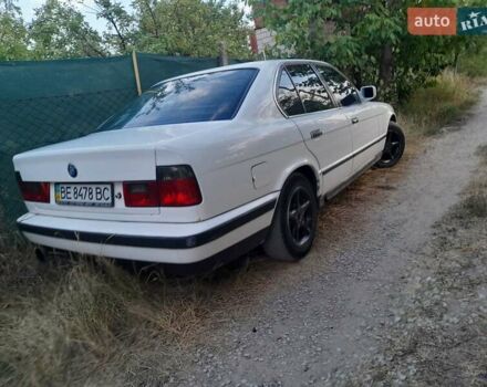 Білий БМВ 5 Серія, об'ємом двигуна 2 л та пробігом 340 тис. км за 3050 $, фото 6 на Automoto.ua