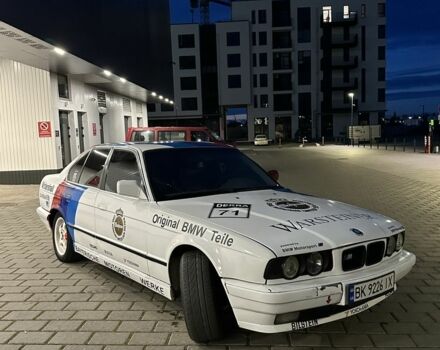 Белый БМВ 5 Серия, объемом двигателя 2.5 л и пробегом 474 тыс. км за 3750 $, фото 8 на Automoto.ua