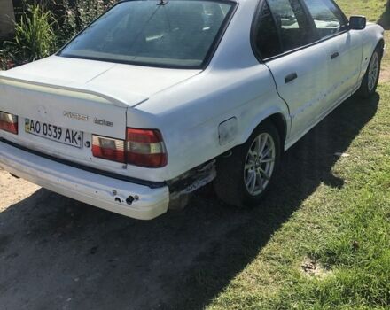 Белый БМВ 5 Серия, объемом двигателя 2.5 л и пробегом 300 тыс. км за 1600 $, фото 3 на Automoto.ua