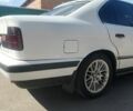 Білий БМВ 5 Серія, об'ємом двигуна 2 л та пробігом 300 тис. км за 2200 $, фото 5 на Automoto.ua
