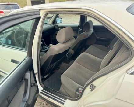 Белый БМВ 5 Серия, объемом двигателя 1.6 л и пробегом 258 тыс. км за 2350 $, фото 11 на Automoto.ua