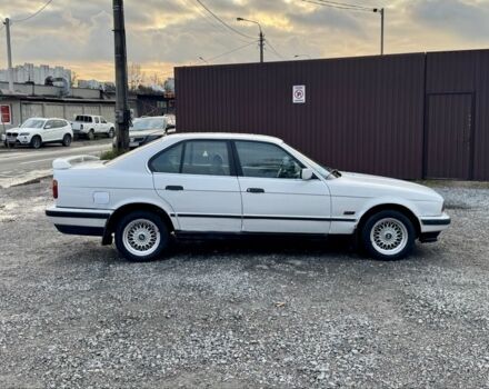 Белый БМВ 5 Серия, объемом двигателя 1.6 л и пробегом 258 тыс. км за 2350 $, фото 5 на Automoto.ua