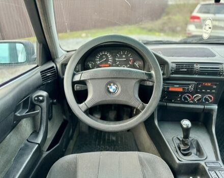 Белый БМВ 5 Серия, объемом двигателя 1.6 л и пробегом 258 тыс. км за 2350 $, фото 16 на Automoto.ua