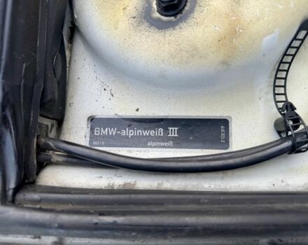 Белый БМВ 5 Серия, объемом двигателя 1.6 л и пробегом 258 тыс. км за 2350 $, фото 22 на Automoto.ua