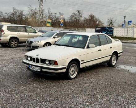 Белый БМВ 5 Серия, объемом двигателя 1.6 л и пробегом 258 тыс. км за 2350 $, фото 1 на Automoto.ua