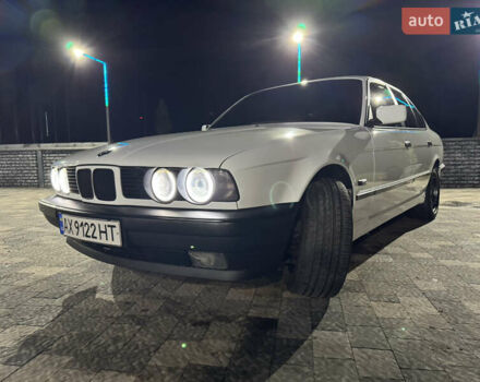 Білий БМВ 5 Серія, об'ємом двигуна 1.99 л та пробігом 320 тис. км за 4999 $, фото 30 на Automoto.ua