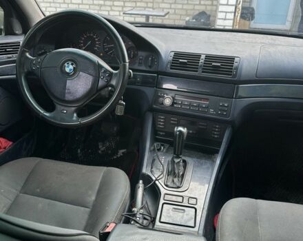 Белый БМВ 5 Серия, объемом двигателя 2.5 л и пробегом 309 тыс. км за 4000 $, фото 7 на Automoto.ua