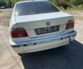 Білий БМВ 5 Серія, об'ємом двигуна 2.5 л та пробігом 300 тис. км за 1100 $, фото 3 на Automoto.ua