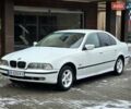 Белый БМВ 5 Серия, объемом двигателя 1.99 л и пробегом 250 тыс. км за 2999 $, фото 1 на Automoto.ua