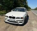 Белый БМВ 5 Серия, объемом двигателя 2.9 л и пробегом 400 тыс. км за 4600 $, фото 6 на Automoto.ua