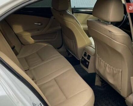 Белый БМВ 5 Серия, объемом двигателя 2.5 л и пробегом 320 тыс. км за 6850 $, фото 15 на Automoto.ua