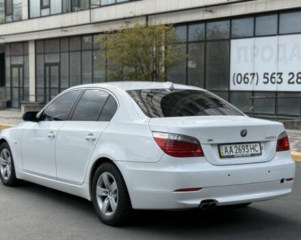 Белый БМВ 5 Серия, объемом двигателя 2.5 л и пробегом 220 тыс. км за 7000 $, фото 2 на Automoto.ua