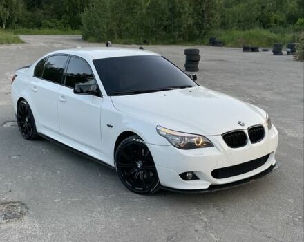 Белый БМВ 5 Серия, объемом двигателя 3 л и пробегом 290 тыс. км за 10500 $, фото 14 на Automoto.ua