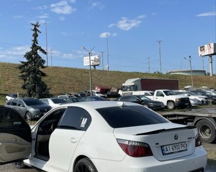 Белый БМВ 5 Серия, объемом двигателя 3 л и пробегом 290 тыс. км за 10500 $, фото 16 на Automoto.ua