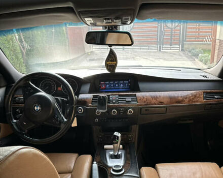 Белый БМВ 5 Серия, объемом двигателя 2 л и пробегом 315 тыс. км за 13800 $, фото 18 на Automoto.ua