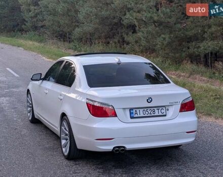 Білий БМВ 5 Серія, об'ємом двигуна 3 л та пробігом 54 тис. км за 14700 $, фото 27 на Automoto.ua