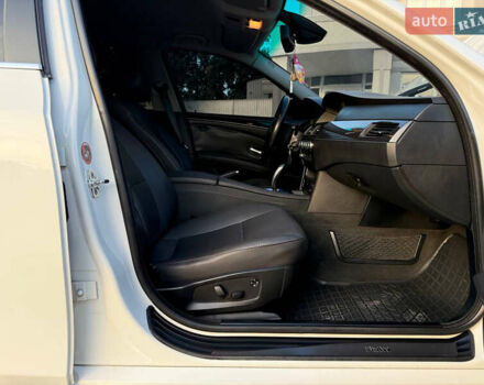 Белый БМВ 5 Серия, объемом двигателя 2 л и пробегом 276 тыс. км за 9850 $, фото 27 на Automoto.ua