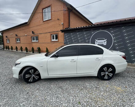 Білий БМВ 5 Серія, об'ємом двигуна 3 л та пробігом 220 тис. км за 8500 $, фото 4 на Automoto.ua