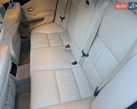 Білий БМВ 5 Серія, об'ємом двигуна 3 л та пробігом 54 тис. км за 14700 $, фото 33 на Automoto.ua