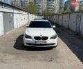 Белый БМВ 5 Серия, объемом двигателя 3 л и пробегом 181 тыс. км за 10500 $, фото 1 на Automoto.ua