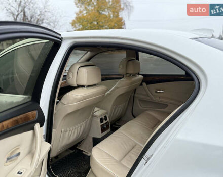 Белый БМВ 5 Серия, объемом двигателя 3 л и пробегом 200 тыс. км за 6500 $, фото 11 на Automoto.ua