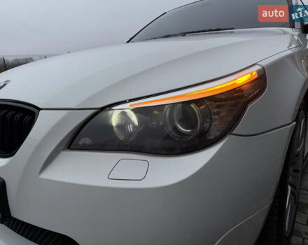 Белый БМВ 5 Серия, объемом двигателя 3 л и пробегом 333 тыс. км за 18500 $, фото 4 на Automoto.ua