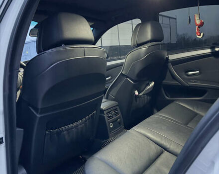 Белый БМВ 5 Серия, объемом двигателя 3 л и пробегом 333 тыс. км за 18500 $, фото 38 на Automoto.ua