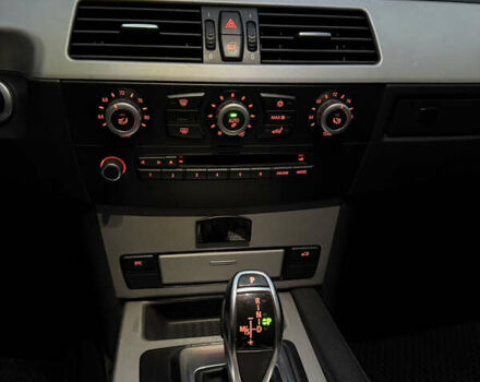 Белый БМВ 5 Серия, объемом двигателя 3 л и пробегом 333 тыс. км за 18500 $, фото 23 на Automoto.ua