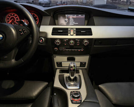 Белый БМВ 5 Серия, объемом двигателя 3 л и пробегом 333 тыс. км за 18500 $, фото 30 на Automoto.ua