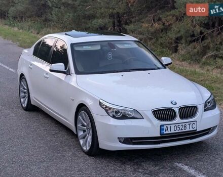 Білий БМВ 5 Серія, об'ємом двигуна 3 л та пробігом 54 тис. км за 14700 $, фото 21 на Automoto.ua