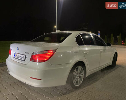 Белый БМВ 5 Серия, объемом двигателя 3 л и пробегом 200 тыс. км за 6500 $, фото 6 на Automoto.ua