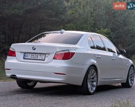 Білий БМВ 5 Серія, об'ємом двигуна 3 л та пробігом 54 тис. км за 14700 $, фото 29 на Automoto.ua
