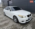 Белый БМВ 5 Серия, объемом двигателя 3 л и пробегом 333 тыс. км за 18500 $, фото 3 на Automoto.ua