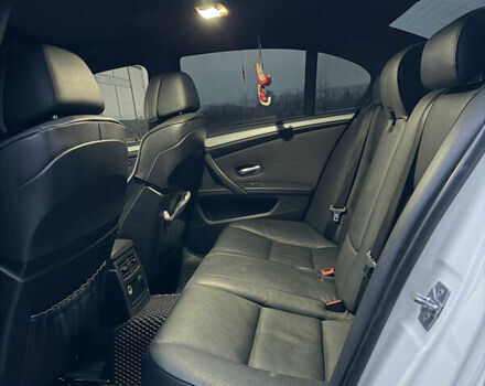 Белый БМВ 5 Серия, объемом двигателя 3 л и пробегом 333 тыс. км за 18500 $, фото 39 на Automoto.ua