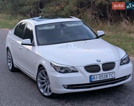 Білий БМВ 5 Серія, об'ємом двигуна 3 л та пробігом 54 тис. км за 14700 $, фото 2 на Automoto.ua